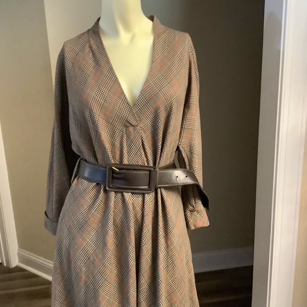 Reserved:Brown/Orange Plaid Midi
Dress Long Sleeve 
Size 40Euro (Size M /8 U S